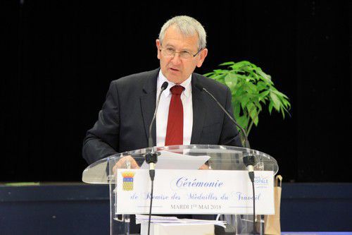 Remise des m&eacute;dailles